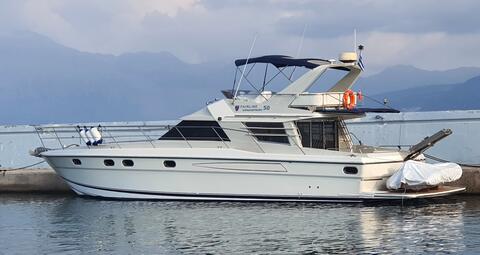 Fairline Squadron 50 Fly